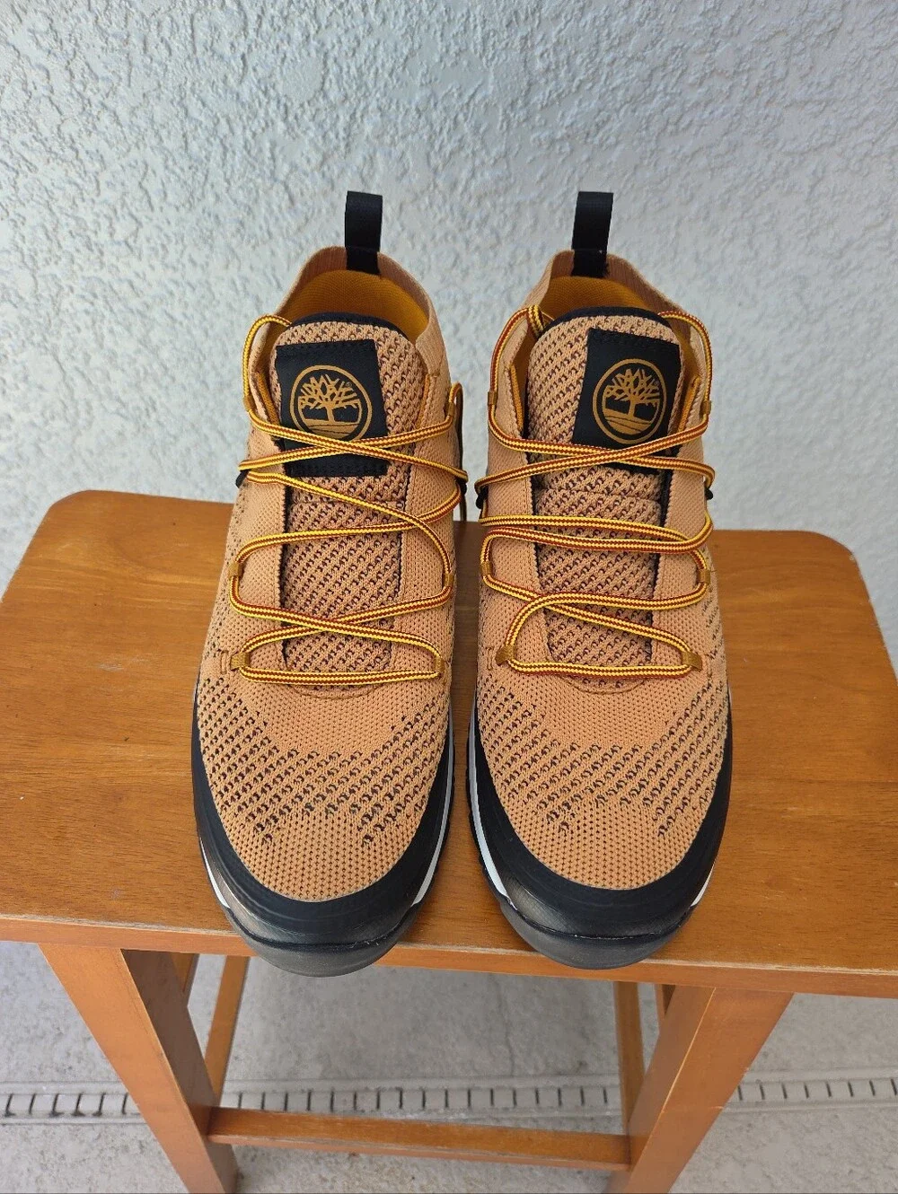 New Timberland Solar Wave Men's Tan Knit Lace-Up Sneakers Size 9.5